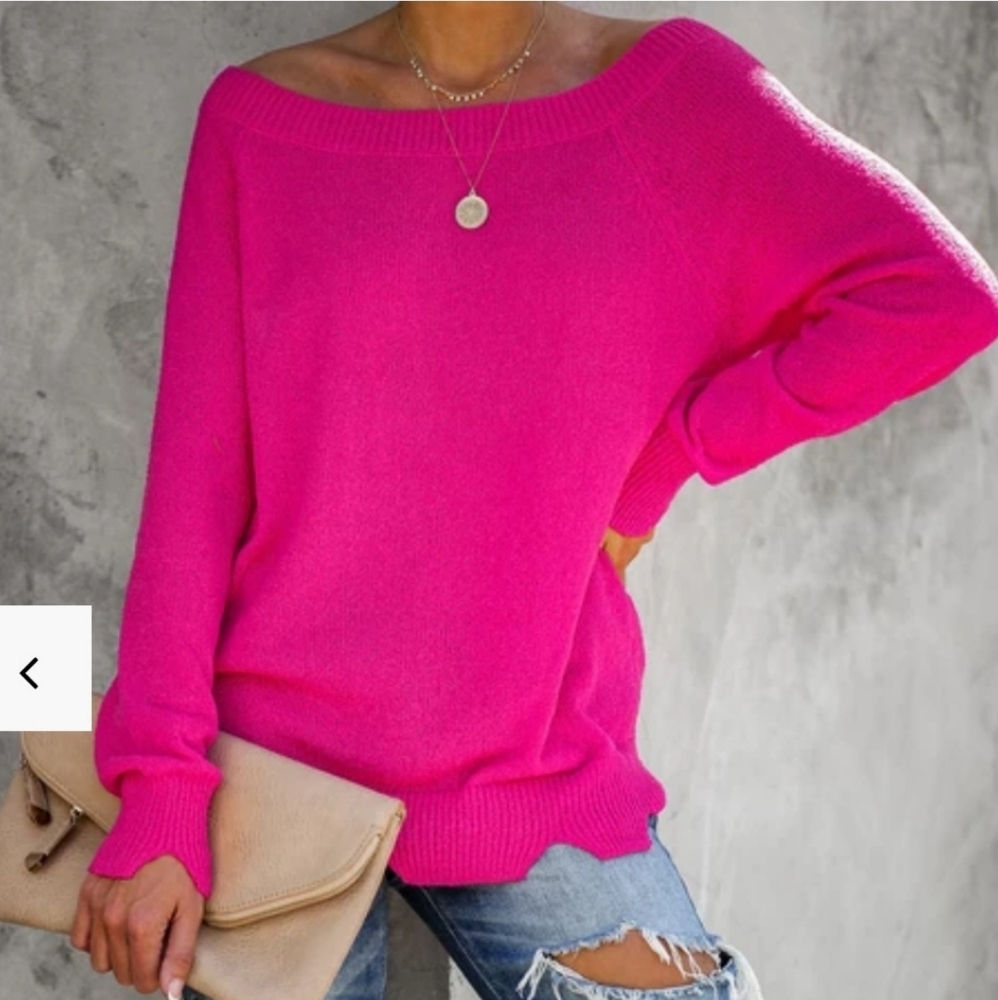 CHIC PINK SWEATER NEW S/M Only 1